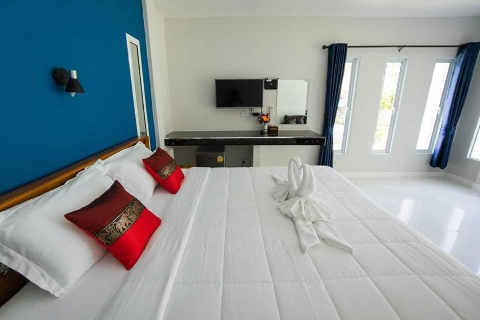 Coco Sea Bangpo Resort Ban Bang Po Ngoại thất bức ảnh
